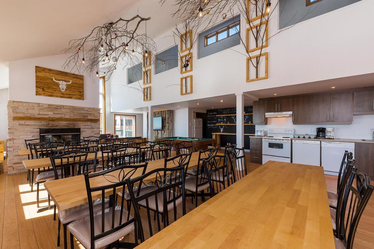 Complexe Les Neiges Hotel Beaupre Exterior photo